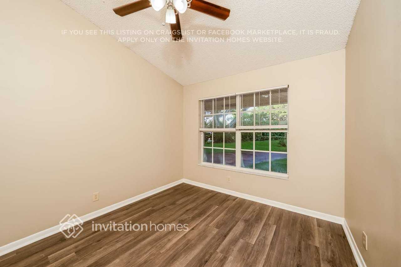 7265 Shell Ridge Ter - Photo 5 of 17