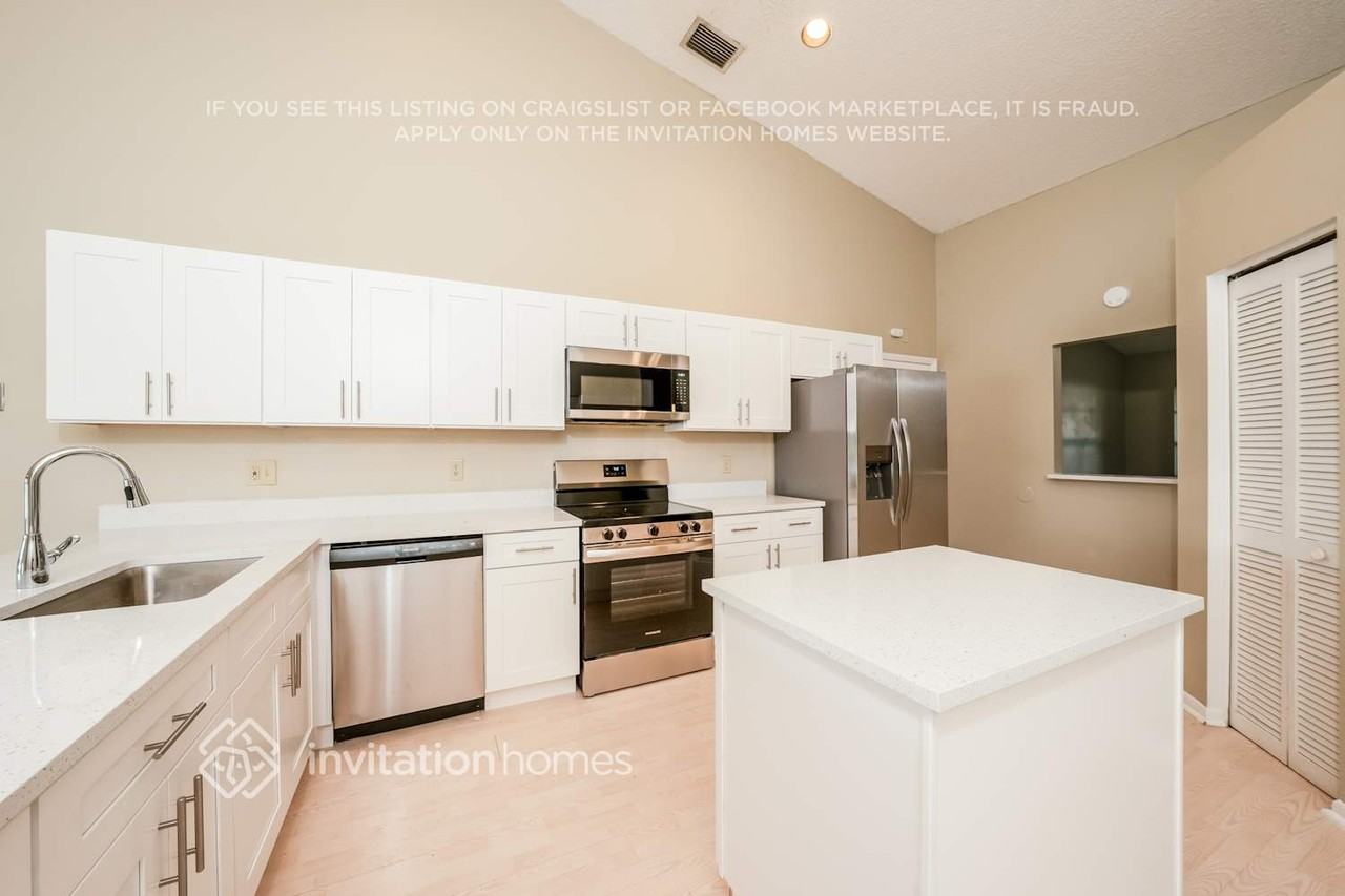 7265 Shell Ridge Ter - Photo 6 of 17