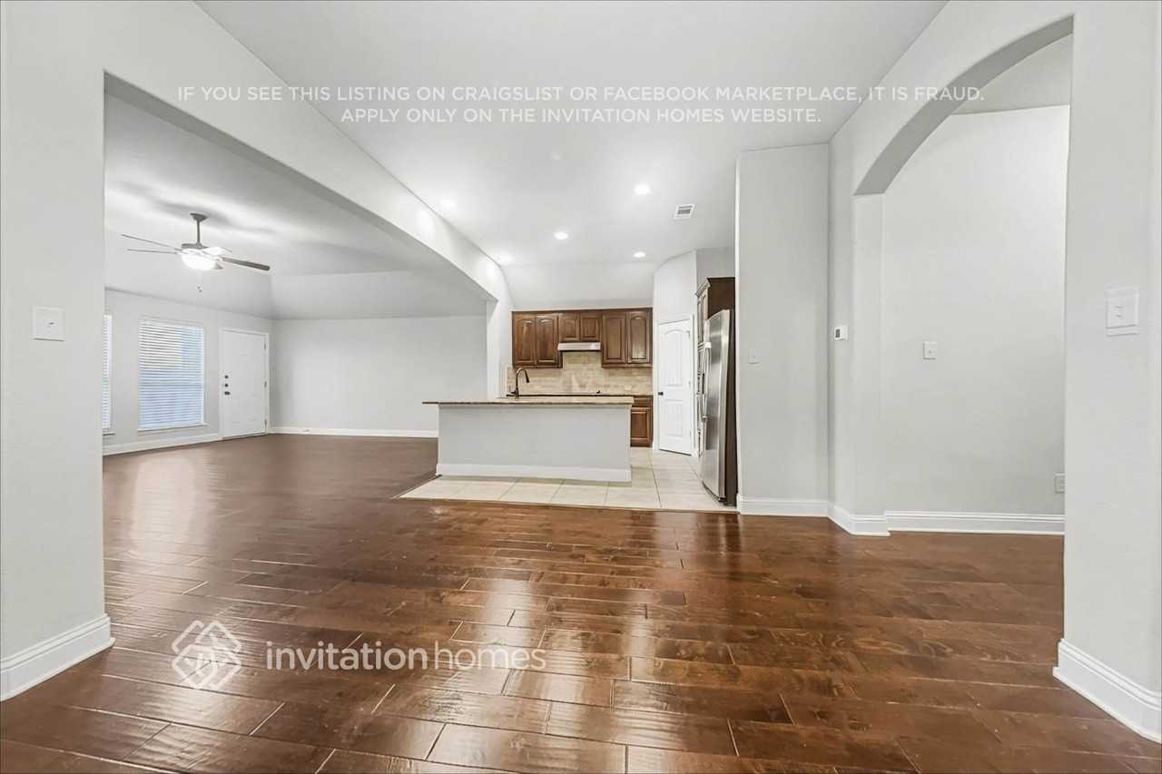 237 Dakota Dr - Photo 6 of 19