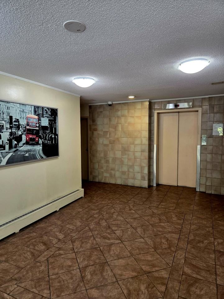 1644 NELSON ST - Photo 3 of 13
