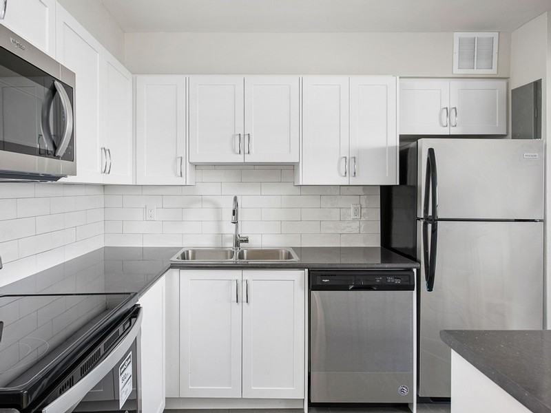 41 Garfella Drive Toronto - Photo 6 of 11
