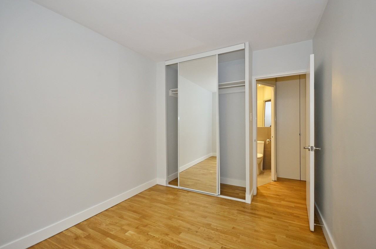 501 Kingston Road - Photo 6 of 47
