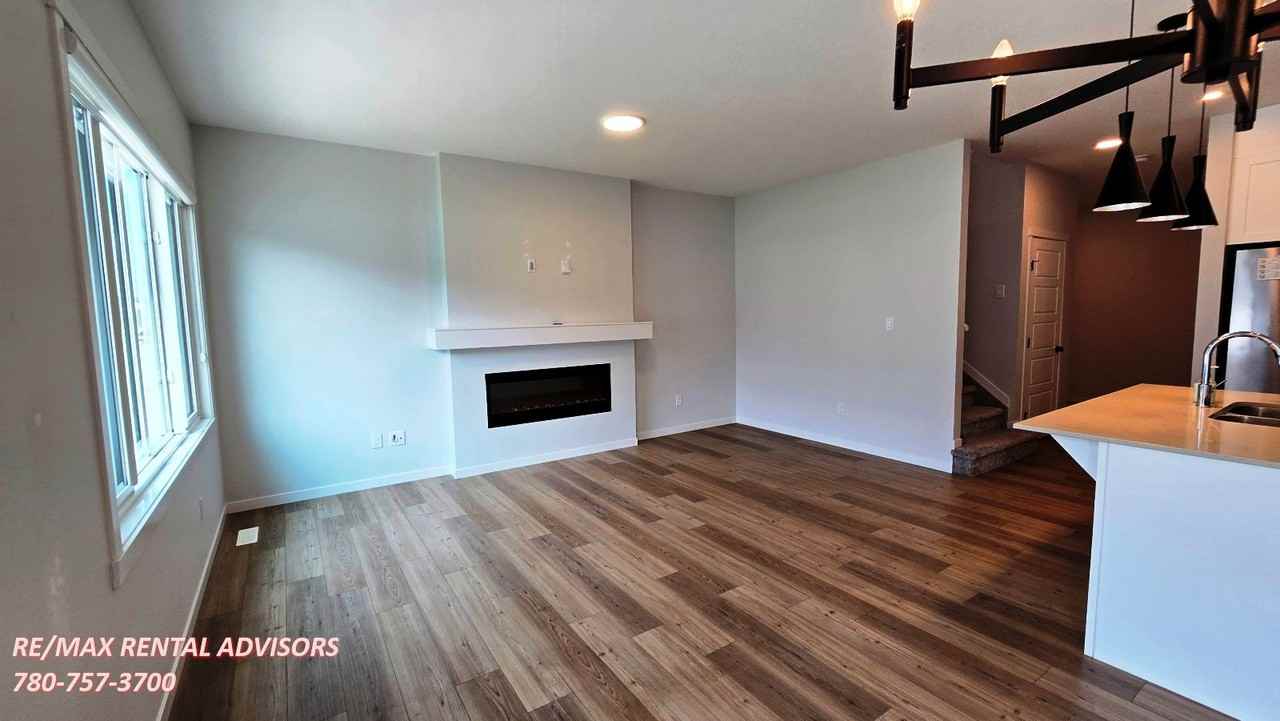 17764 73 St Nw - Photo 5 of 24