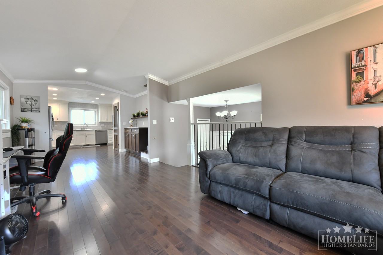 45765 Thomas Rd - Photo 4 of 26