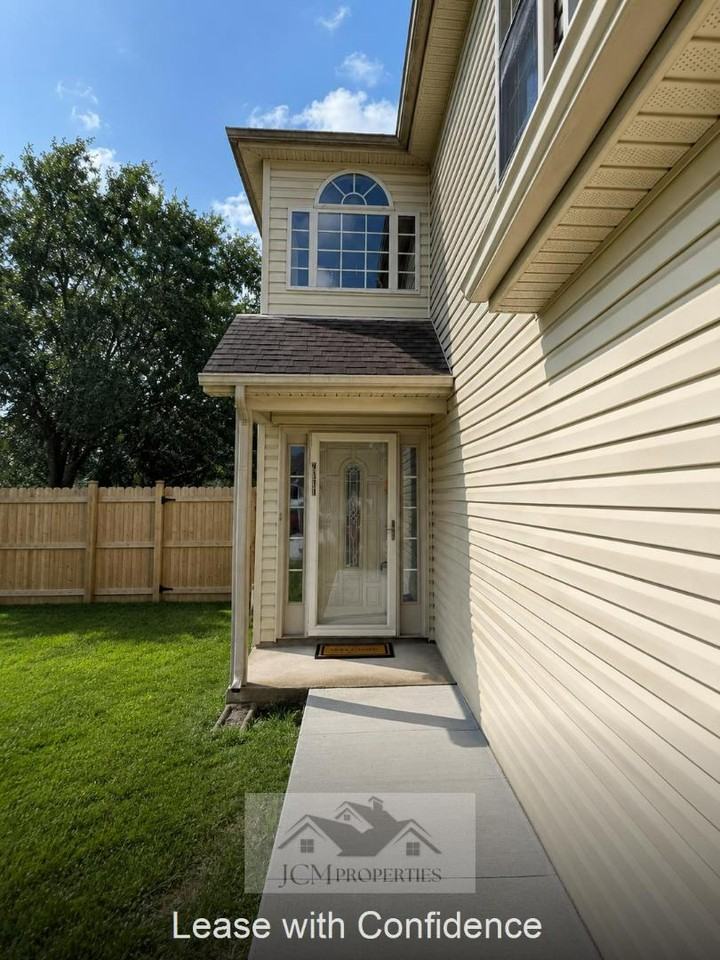 2000 Willis Dr - Photo 3 of 11