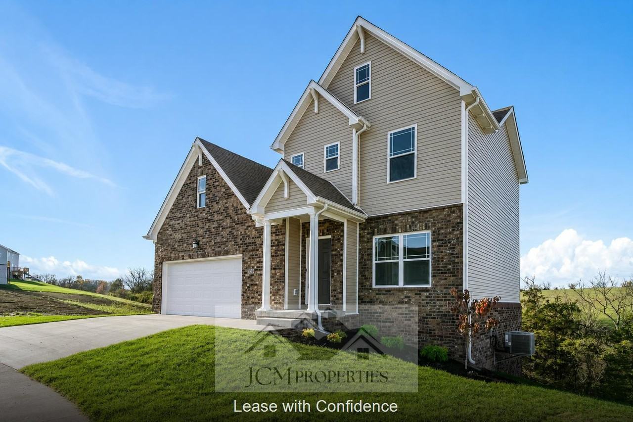 929 Camden Ct - Photo 2 of 11