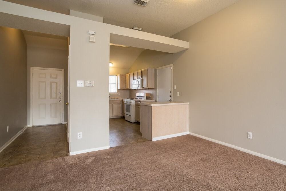 23623 Prairie Bird Dr - Photo 3 of 15