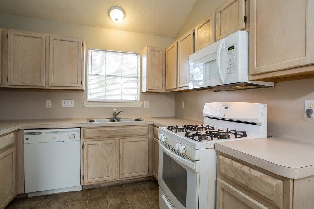 23623 Prairie Bird Dr - Photo 6 of 15