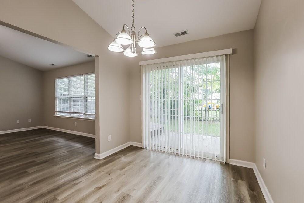 6114 King Lear Ct - Photo 5 of 16