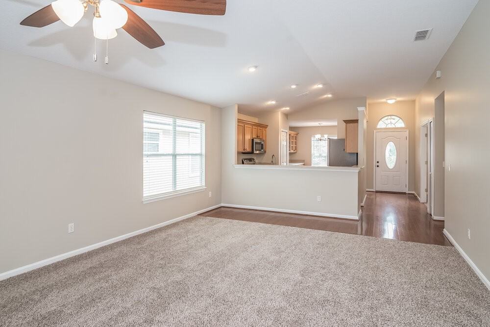 573 Redberry Ln - Photo 4 of 15