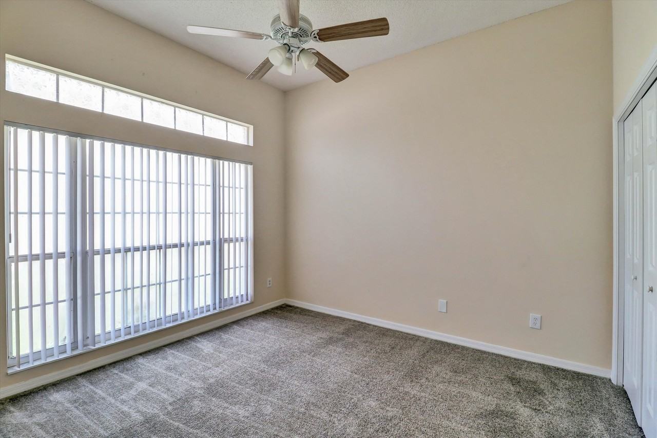 439 Riggs Cir #1 - Photo 4 of 37