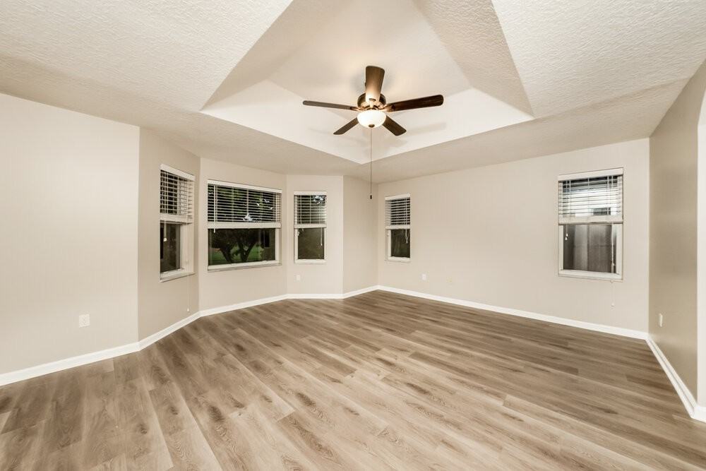 1603 Briar Oak Dr - Photo 7 of 17