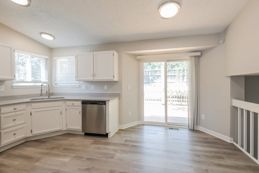 5763 S Quatar Cir - Photo 7 of 17