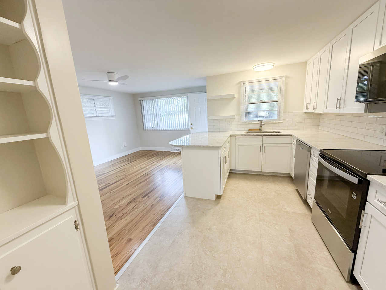 808 Apple Ct #808 - Photo 5 of 24