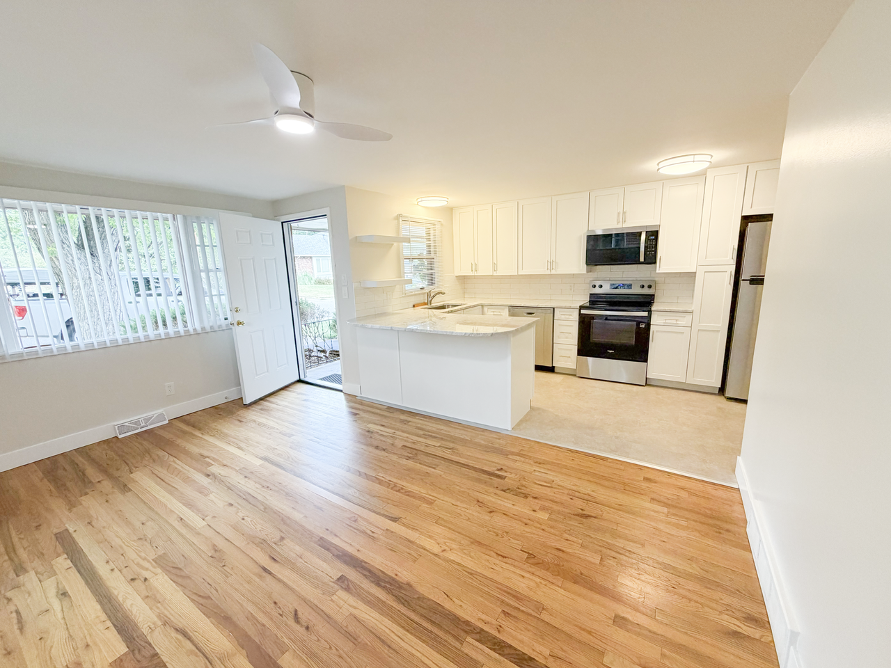 808 Apple Ct #808 - Photo 7 of 24