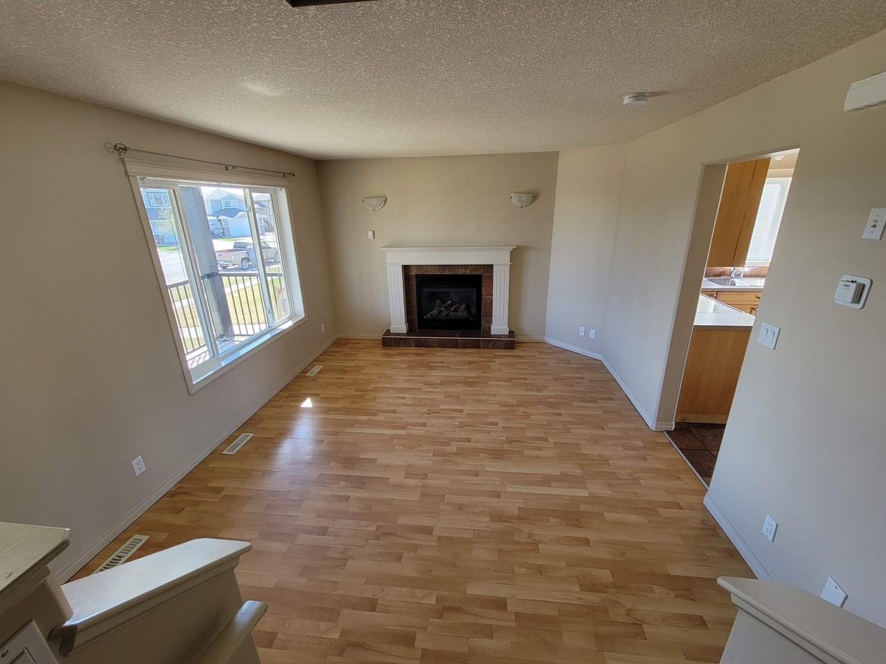 36 Pinnacle Street - Photo 3 of 14