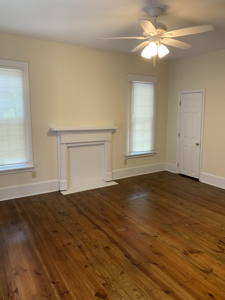 223 Lyndon Ave #1 - Photo 4 of 17