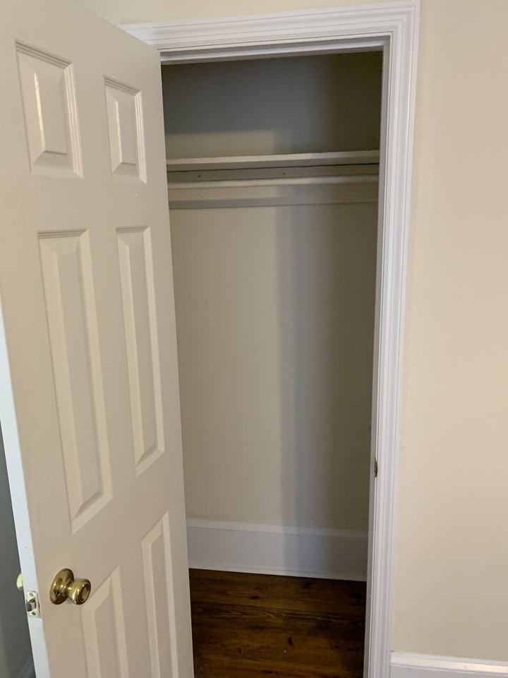 223 Lyndon Ave #1 - Photo 5 of 17