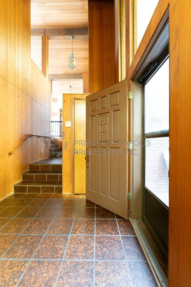 11258 Riviera Pl Ne #1 - Photo 2 of 21