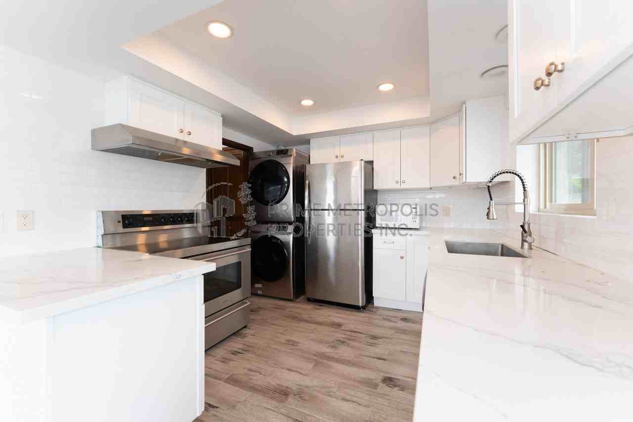 11258 Riviera Pl Ne #1 - Photo 5 of 21