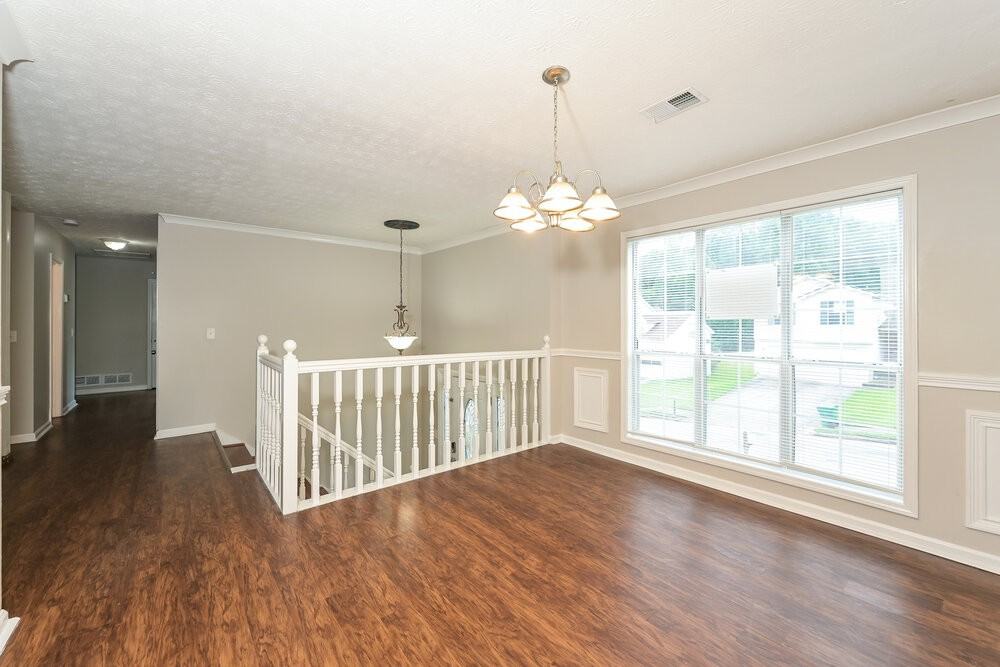 2526 Riverwood Spg - Photo 6 of 16