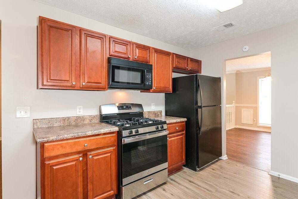 2526 Riverwood Spg - Photo 7 of 16