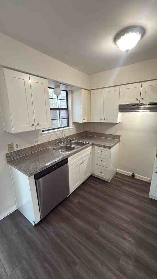 3006 Woodymore Pl #1 - Photo 7 of 19