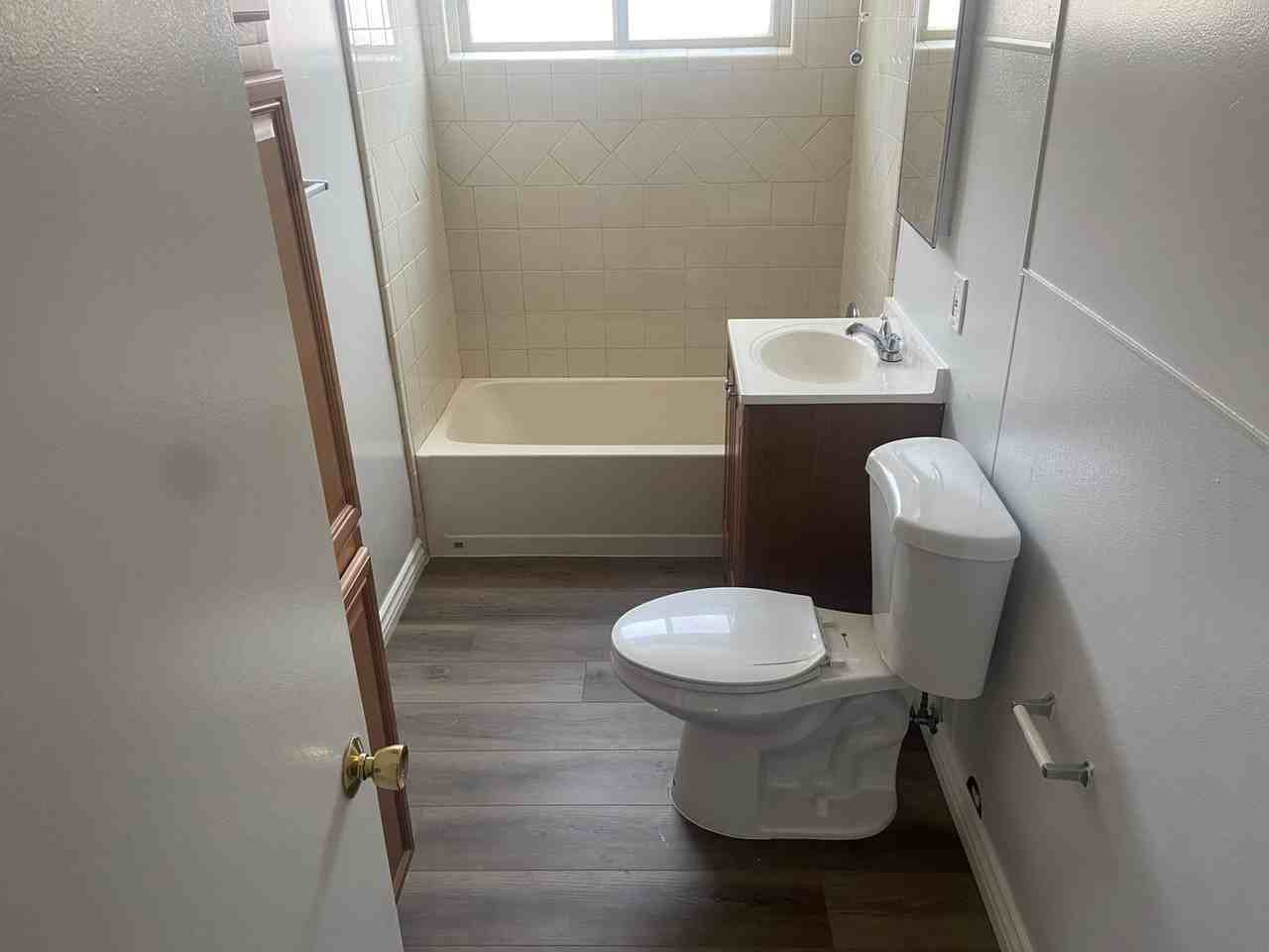 838 N Azusa Ave #08 - Photo 4 of 8