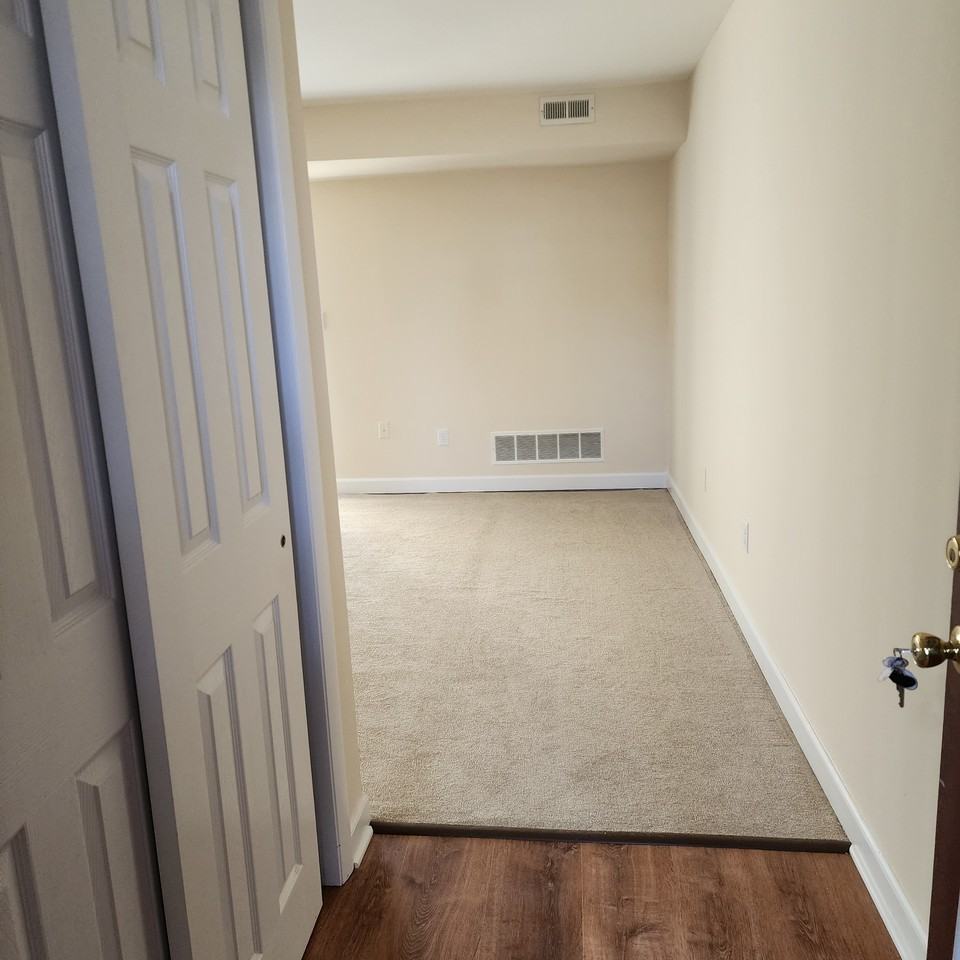 301 #301-1 - Photo 2 of 41