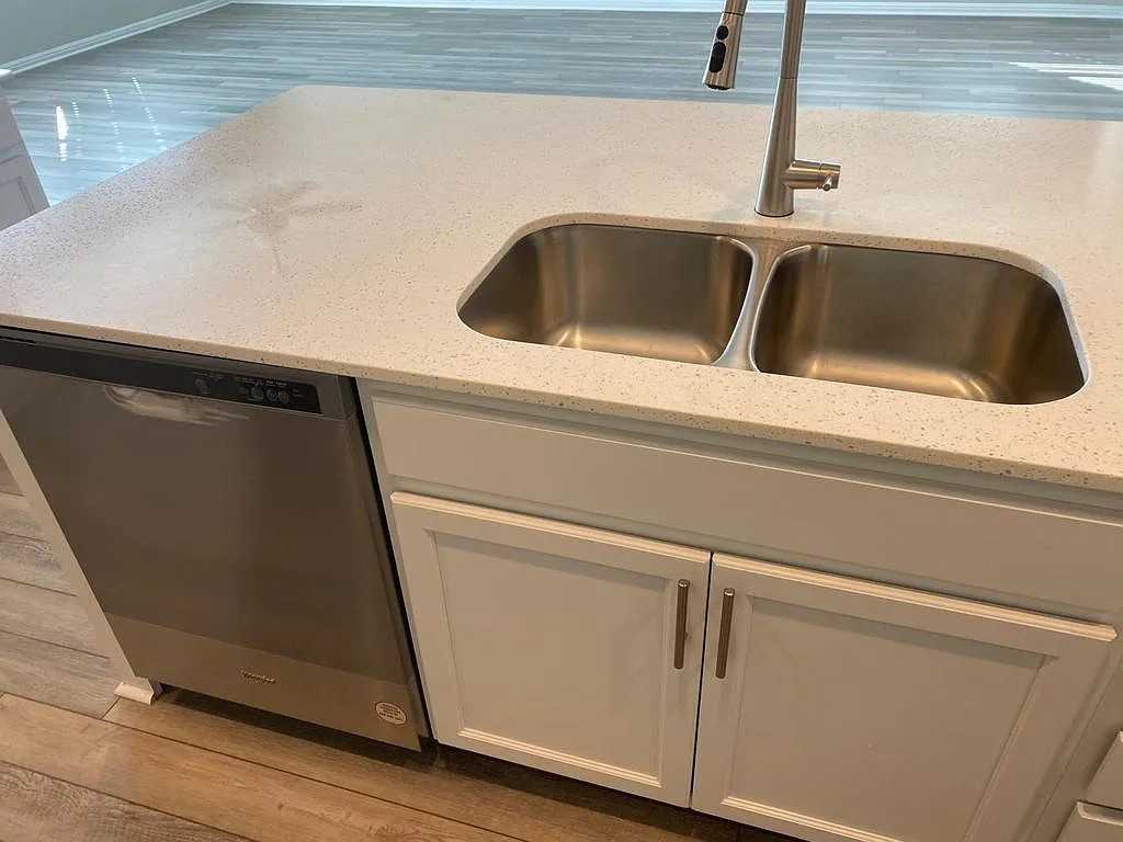 3201 College Park Dr - Photo 4 of 16