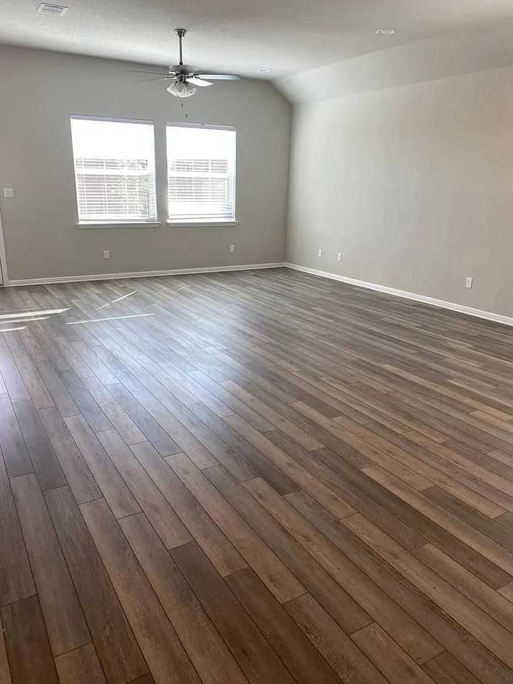 3201 College Park Dr - Photo 5 of 16