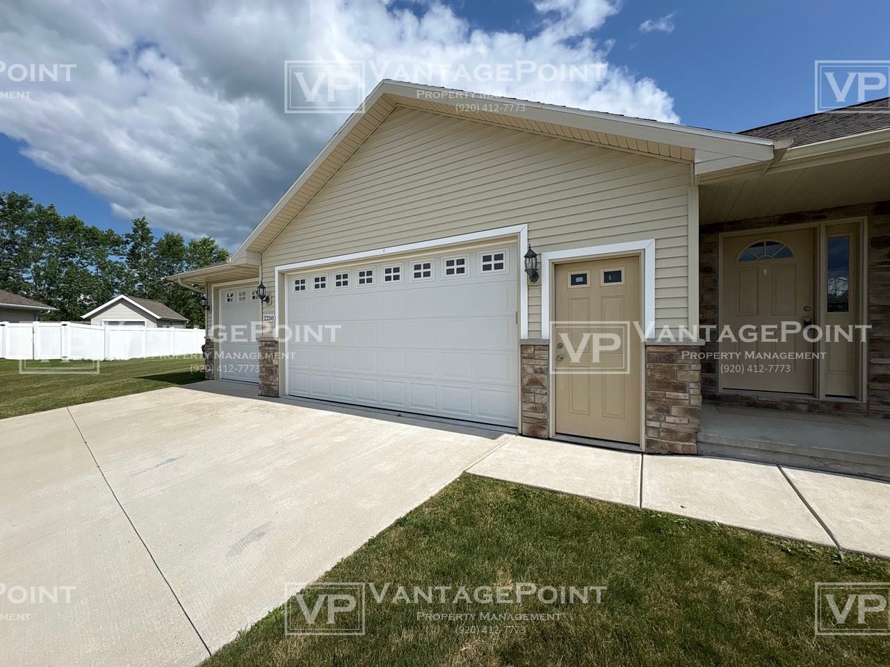 2250 Daly Dr #1 - Photo 3 of 25