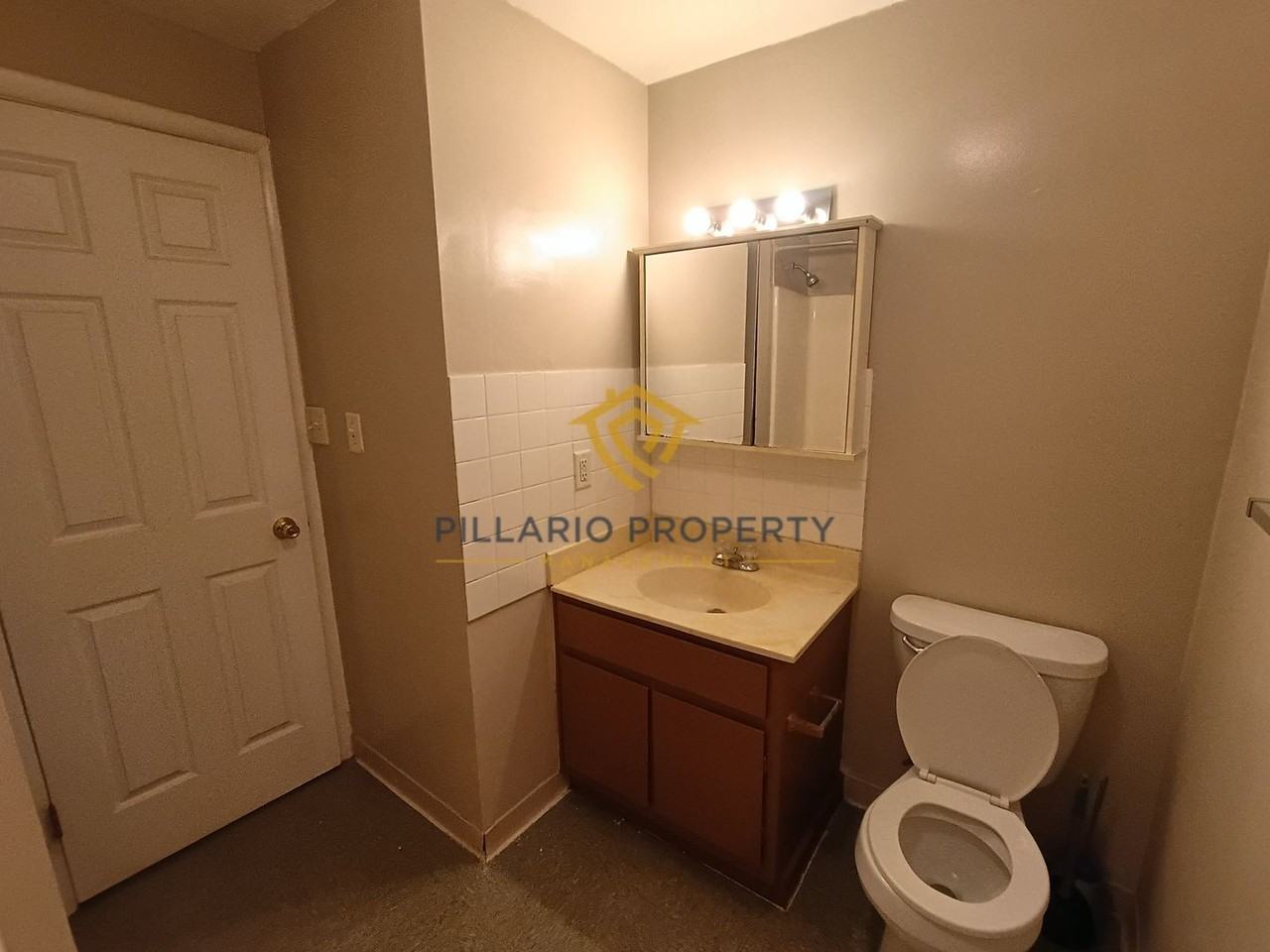 309 309 S. High St. - 301 S High St. #4 - Photo 6 of 10