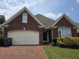 1835 Glenhurst Dr #1 - Photo 1 of 1