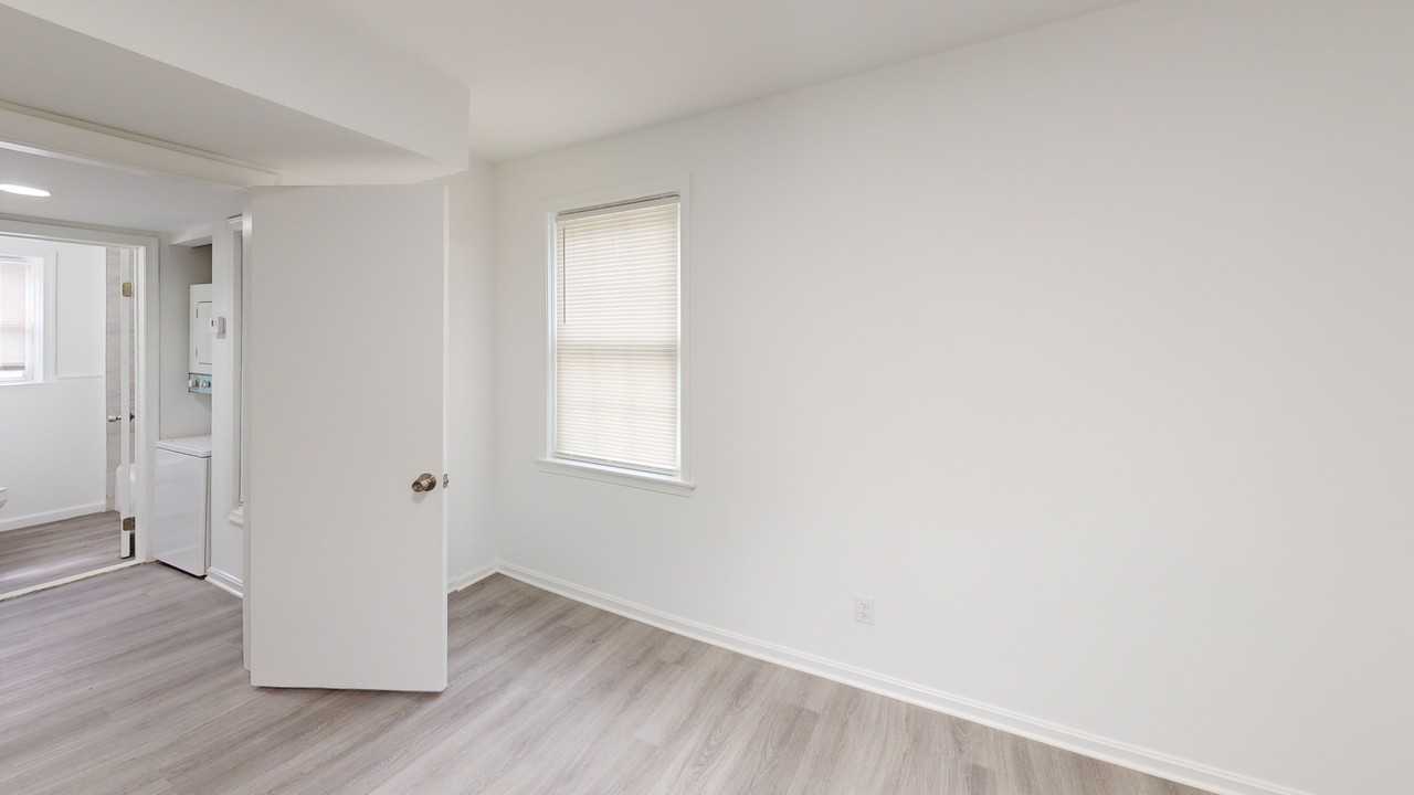 3809 W St Se #1 - Photo 4 of 11