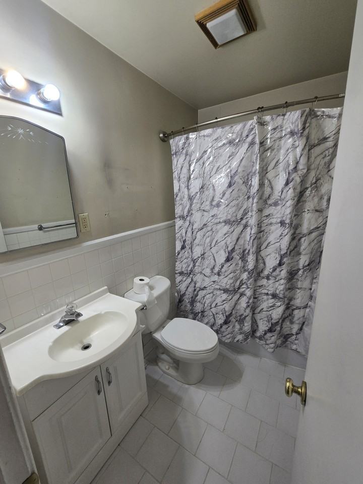403 Durst Ave W #1 - Photo 4 of 5