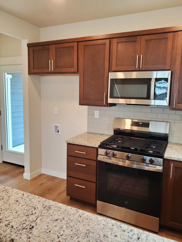 5230 Holly St #1 - Photo 6 of 32