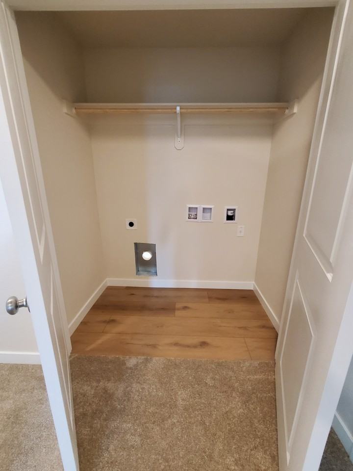 5230 Holly St #1 - Photo 7 of 32