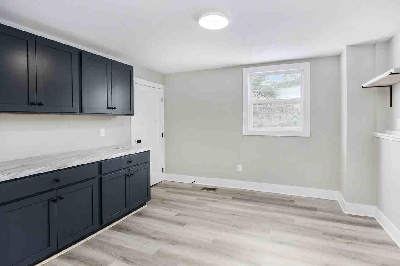 241 Sherman St #0 - Photo 7 of 16