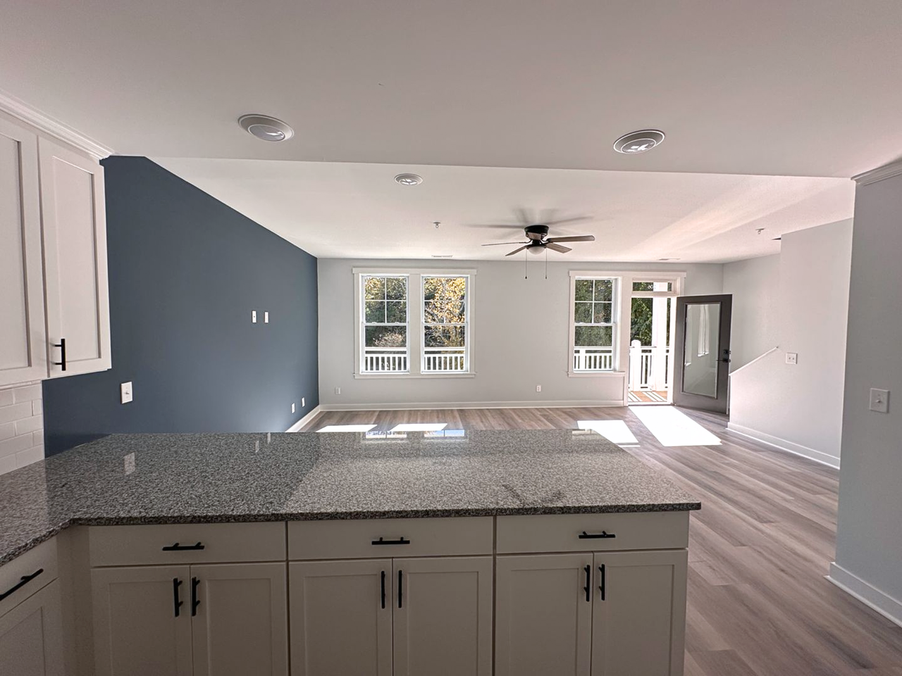 1426 Navaho Trl - Photo 7 of 11