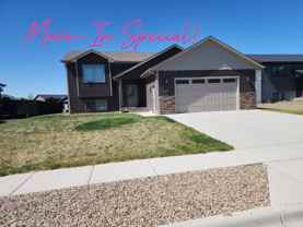 557 Mace Dr - Photo 1 of 1