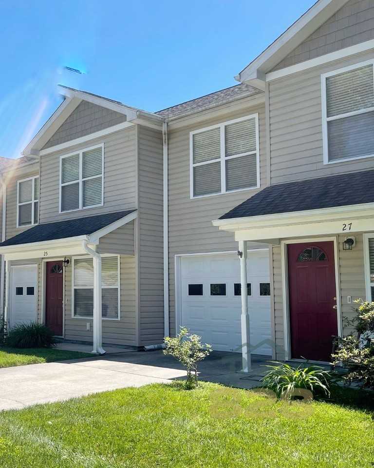 25 Meredith Dr #1 - Photo 2 of 18