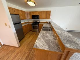 204 S Yellowstone Ave - Photo 1 of 1