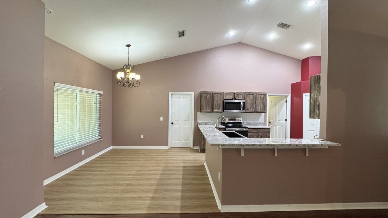 10 Bellis Ct #1 - Photo 6 of 36