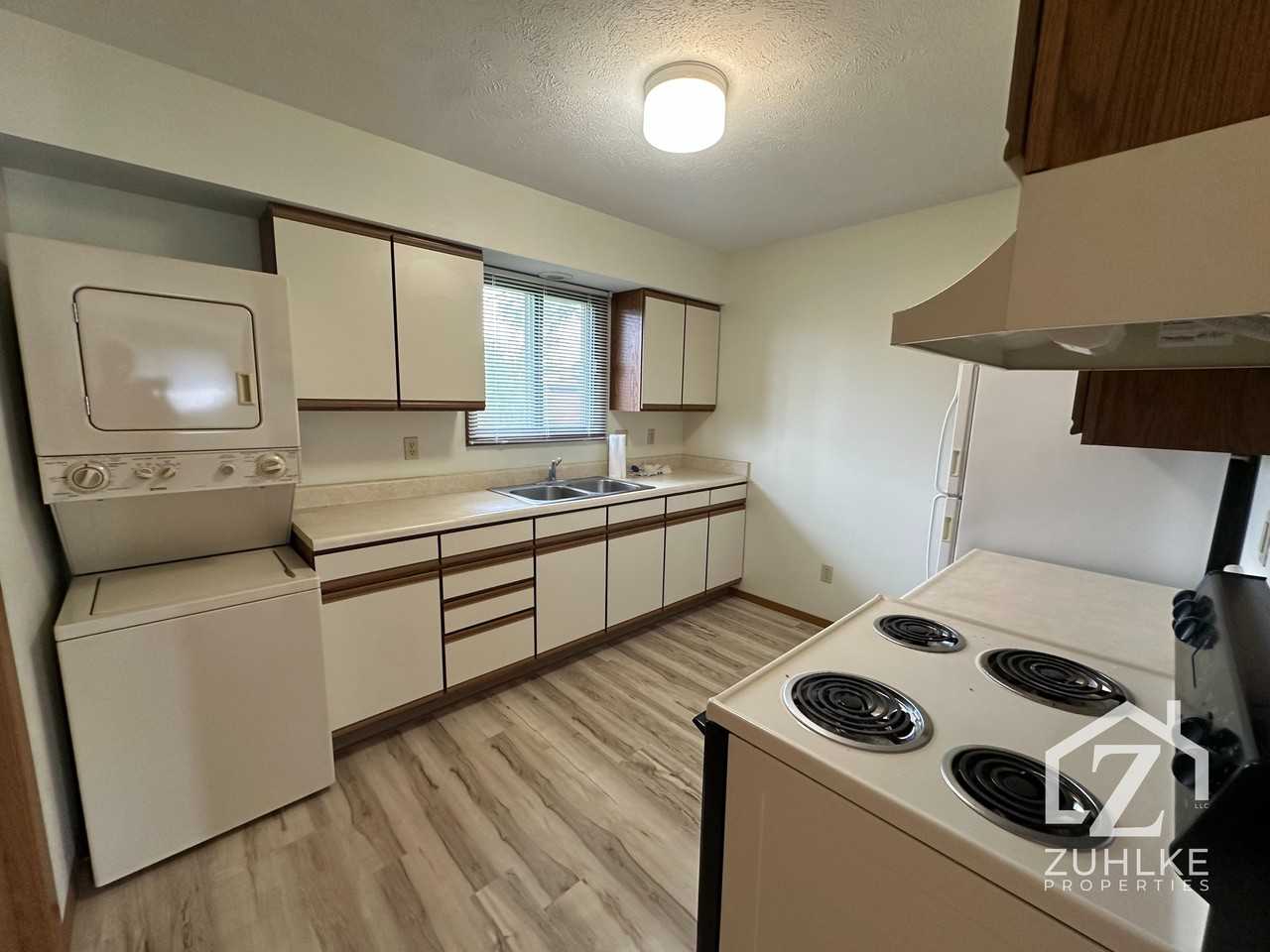 1204 Isabelle Cir #12 - Photo 2 of 7