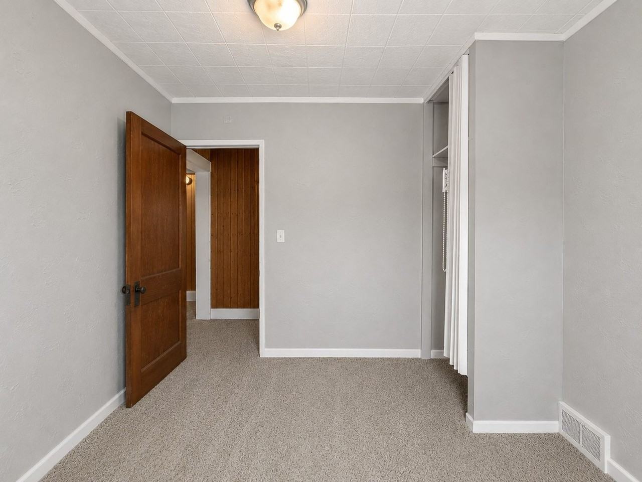 543 Erin St - Photo 7 of 27