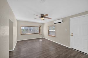 featured image of 7412 Central Ave Sw