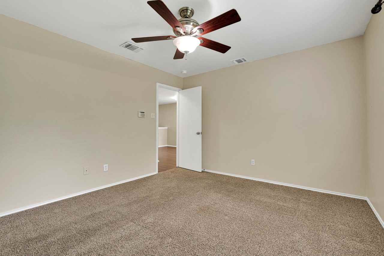 8711 Shaenwest - Photo 6 of 16