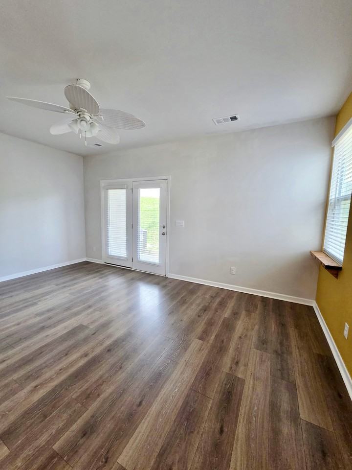 219 Catherine Ln #1 - Photo 5 of 15