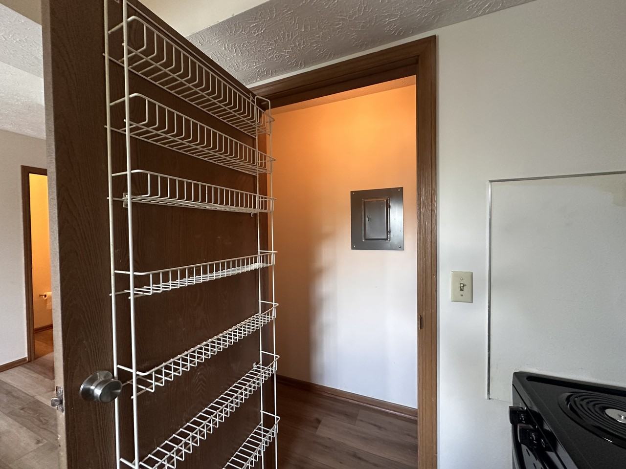 1673 Tiki LnE1 #E1 - Photo 4 of 10